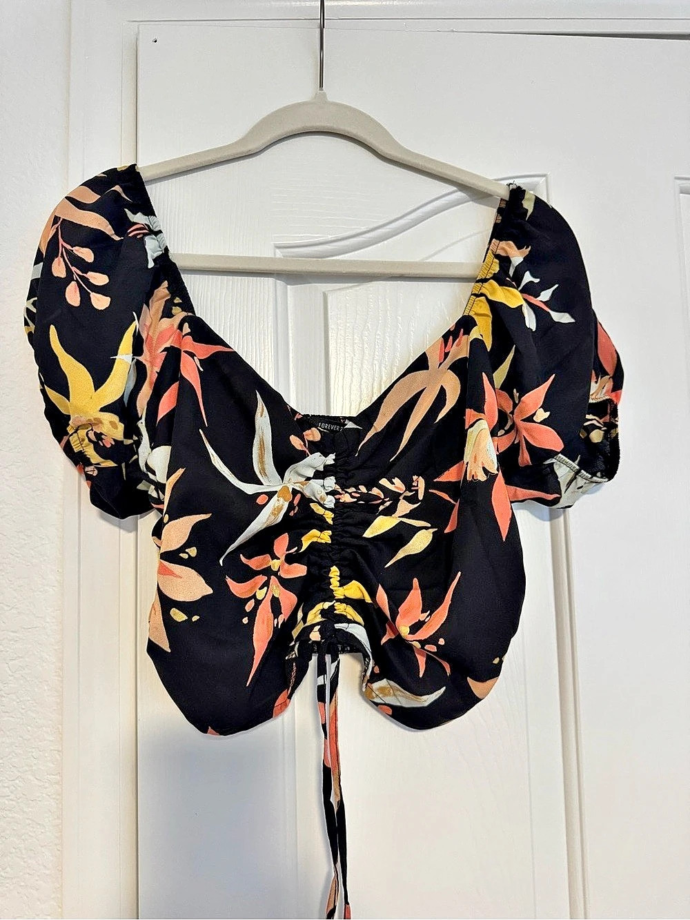Forever 21 Center Cinch Peasant Sleev Crop Top Black & Orange Small